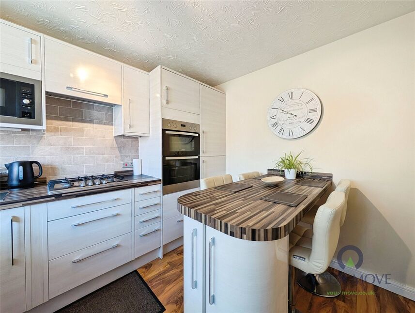 Kitchen / Breakfast Room