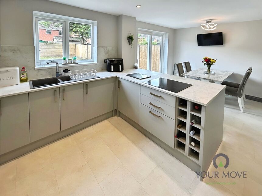 Kitchen / Diner
