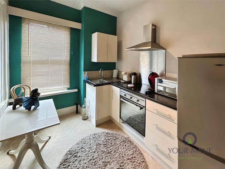 Flat 1 Kitchen