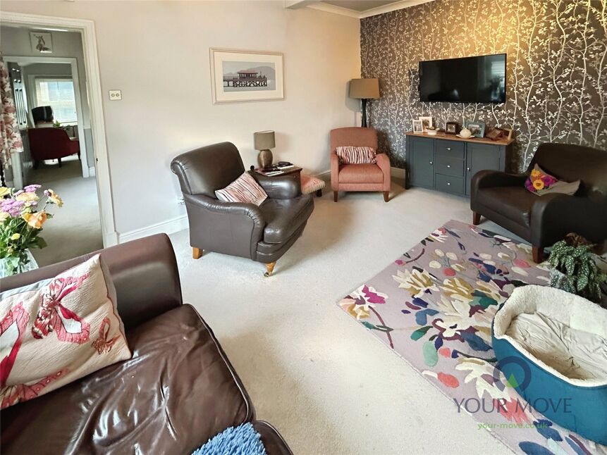 Flat 2 Lounge / diner