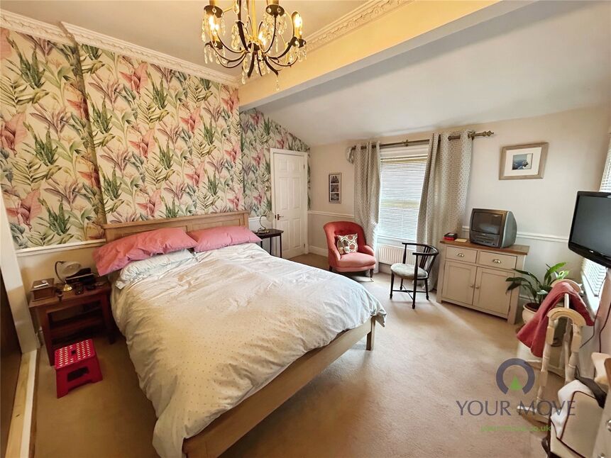 Flat 2 Bedroom