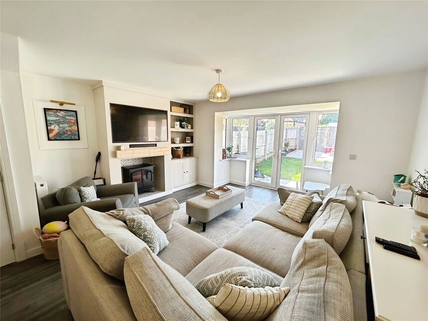 Lounge / Dining Room