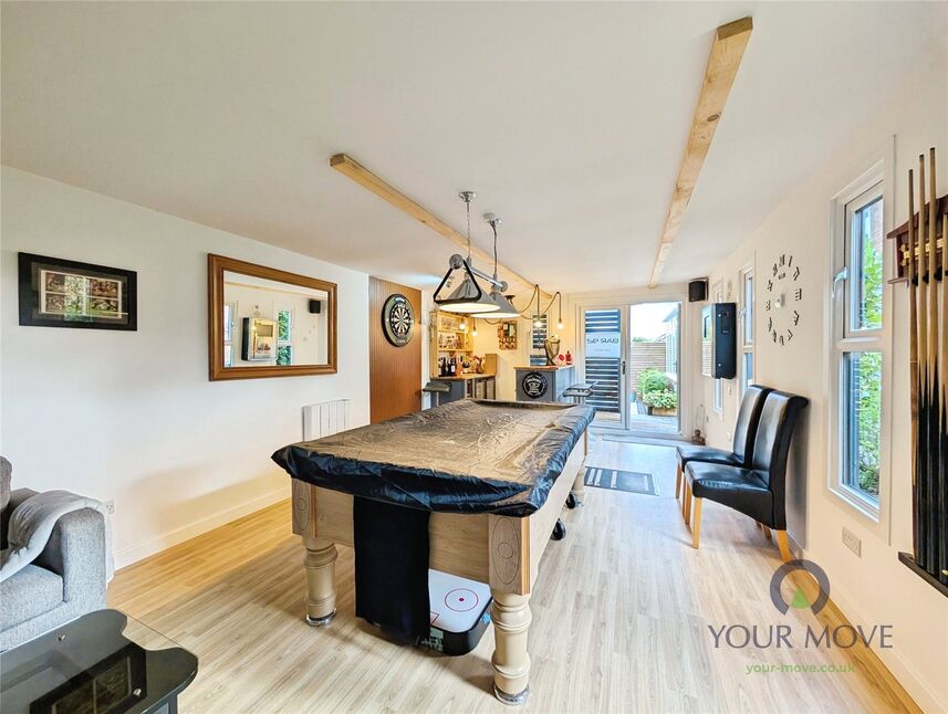 Garden Room / Games Room