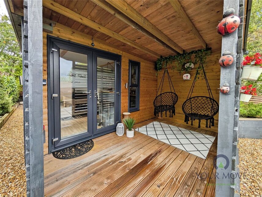 Garden Room / Games Room