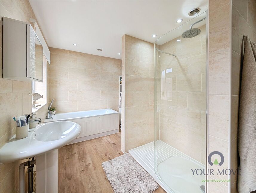 Family Bathroom / Shower Room