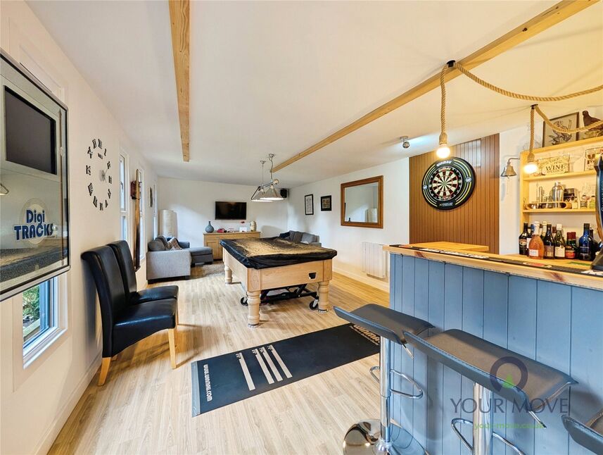 Garden Room / Games Room