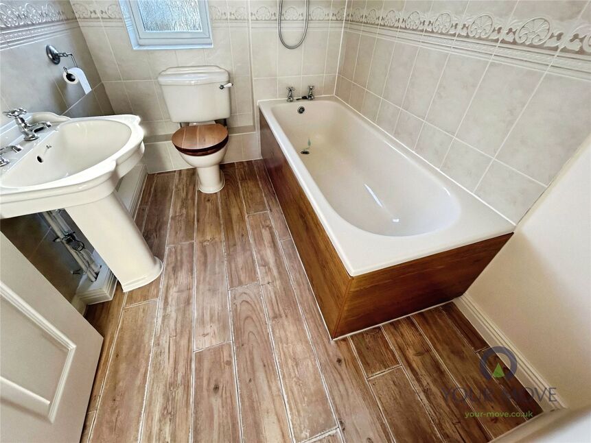 Family Bathroom WC