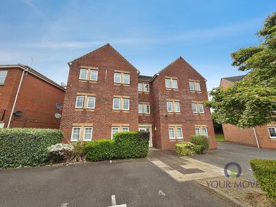 Minton Grove, Baddeley Green, 2 bedroom Flat to rent, &pound;825 pcm