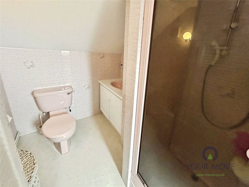 En-Suite Shower Room WC
