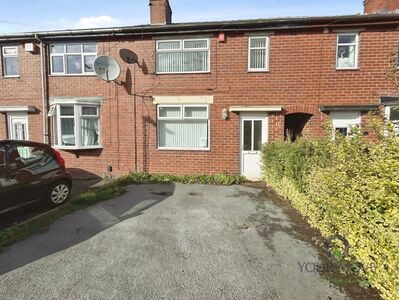 2 bedroom Mid Terrace House for sale