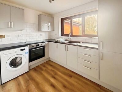 Staveley Court, 1 bedroom Flat to rent, &pound;795 pcm