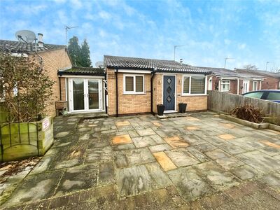 Cloud Lea, 2 bedroom Detached Bungalow for sale, £260,000