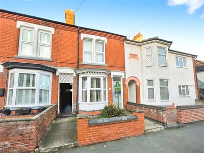 2 bedroom Mid Terrace House for sale