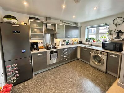 2 bedroom  Flat for sale