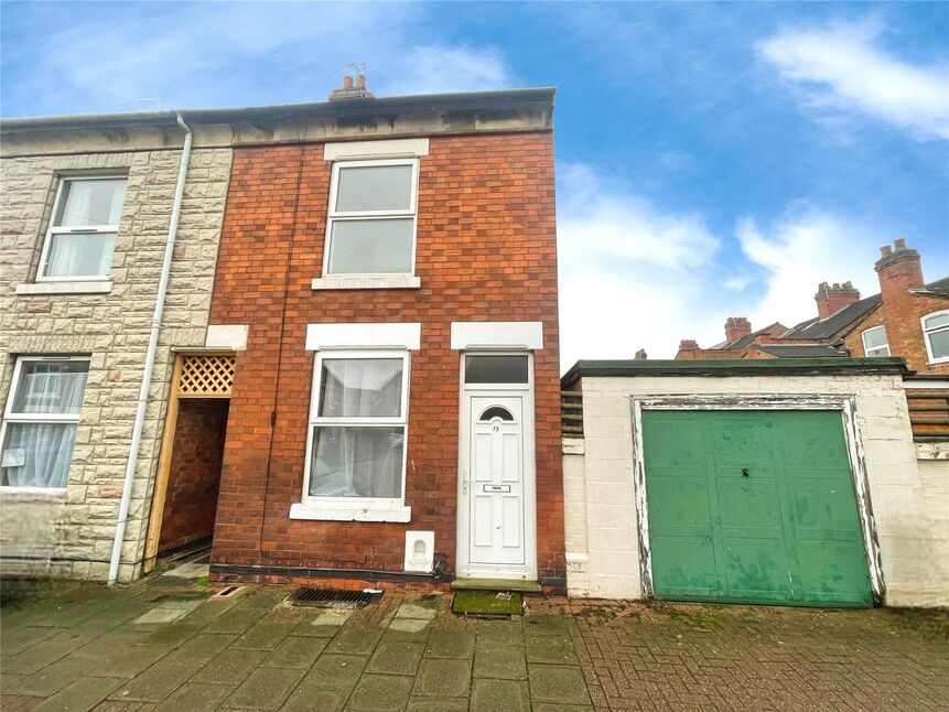 2 bedroom End Terrace House for sale