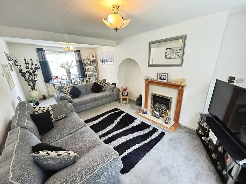 Lounge / Dining Room