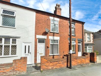 2 bedroom Mid Terrace House for sale