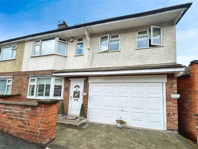 4 bedroom Semi Detached House for sale