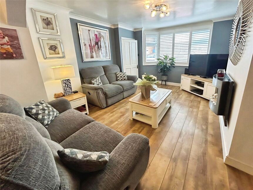 Lounge / Dining Room