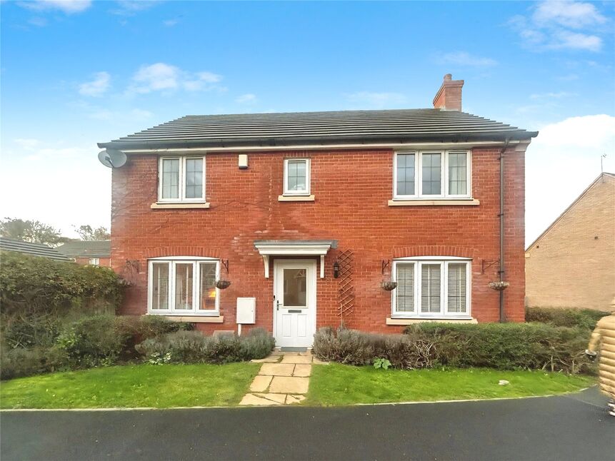 Main image of 4 bedroom Detached House for sale, Glen Road, Loughborough, Leicestershire, LE11