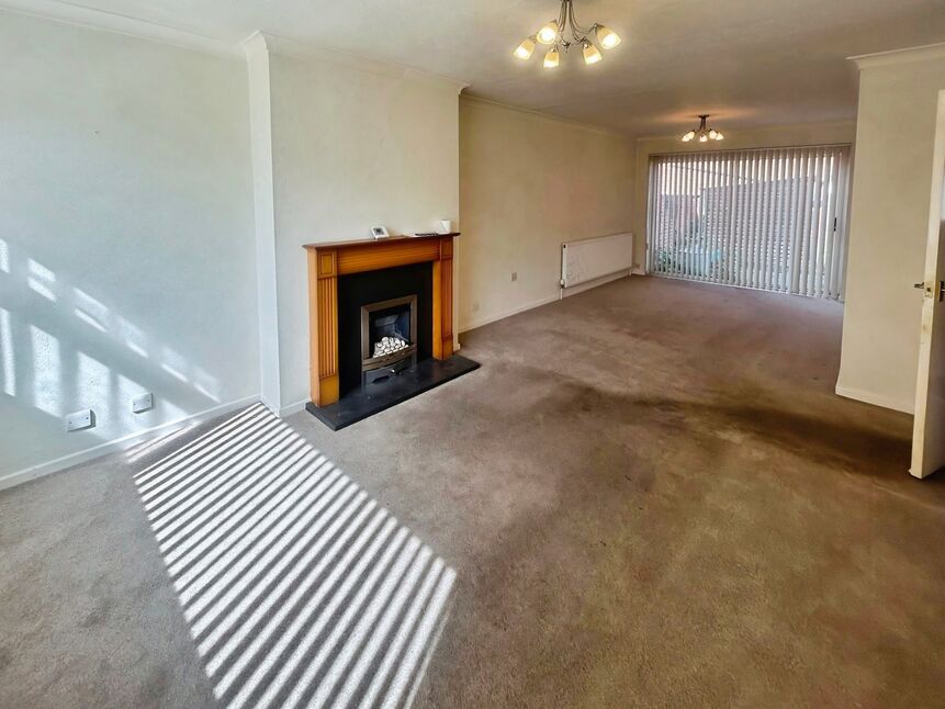 Lounge / Dining Room