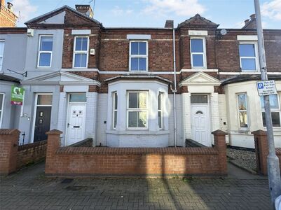 Rushworth Avenue, 5 bedroom Mid Terrace House for sale, &pound;300,000