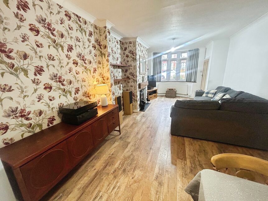 Lounge / Dining Room