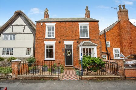 Main Street, 4 bedroom House for sale, &pound;475,000