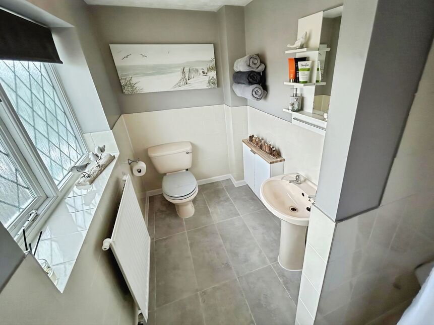 En-Suite Shower Room