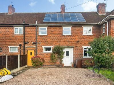 3 bedroom Mid Terrace House for sale
