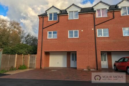 Jervis Close,, 3 bedroom  House to rent, £1,000 pcm