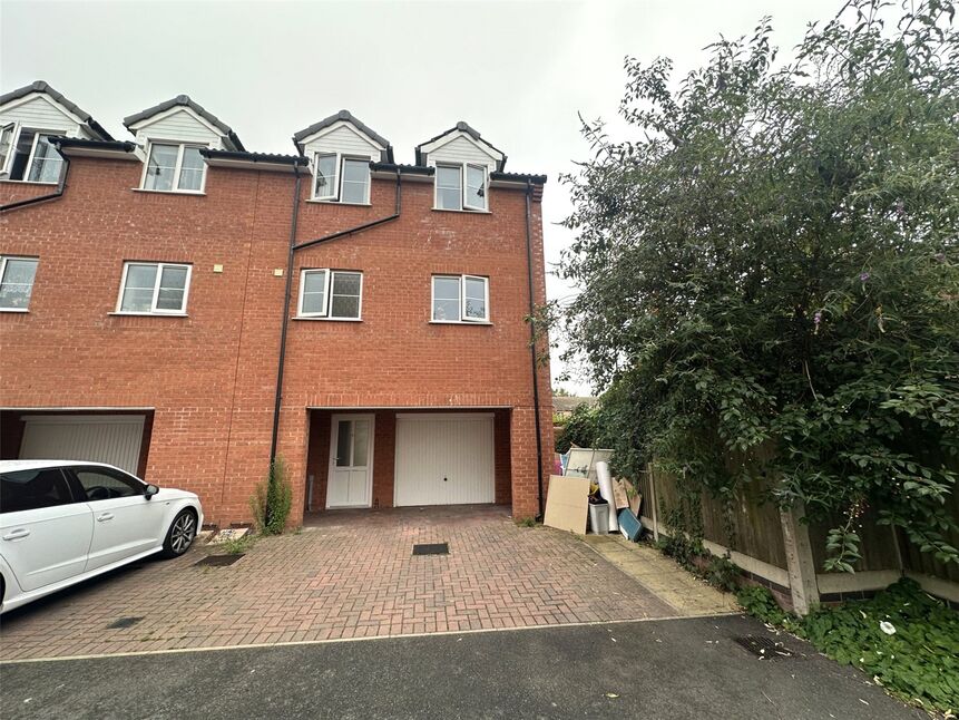 Main image of 3 bedroom  House to rent, Jervis Close,, Great Yarmouth, NR31