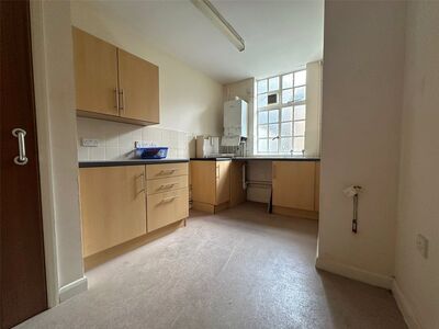 King Street, 1 bedroom  Flat to rent, £595 pcm