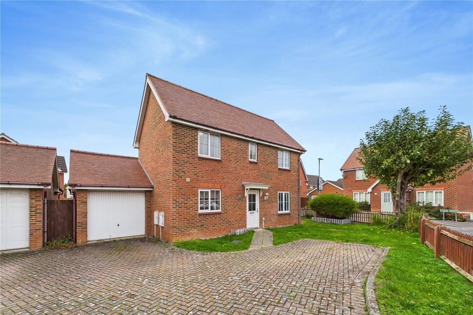 Main image of 4 bedroom Detached House for sale, Jenner Road, Gorleston, Norfolk, NR31