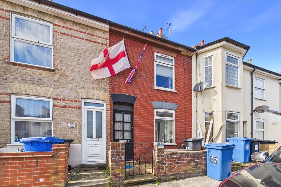 Main image of 3 bedroom Mid Terrace House for sale, Queens Road, Lowestoft, Suffolk, NR32
