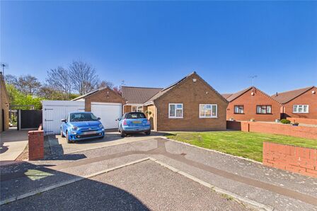 Langdale Park, 3 bedroom Detached Bungalow for sale, &pound;475,000