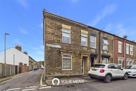 2 bedroom End Terrace House for sale