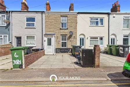 2 bedroom Mid Terrace House to rent