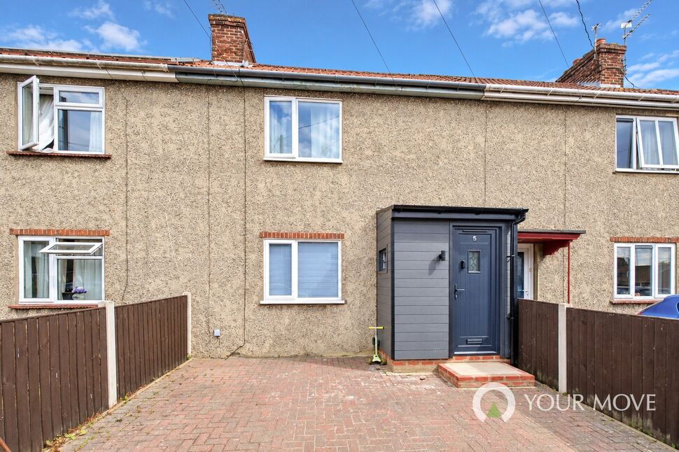 Main image of 3 bedroom Mid Terrace House for sale, The Avenue, Halesworth, Suffolk, IP19