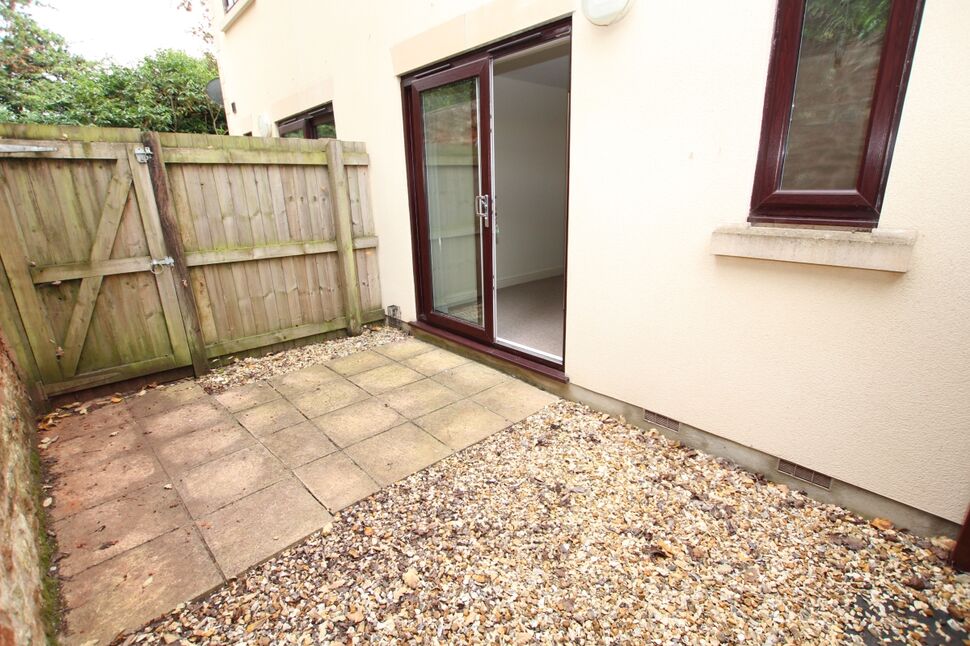 Enclosed Courtyard Garden