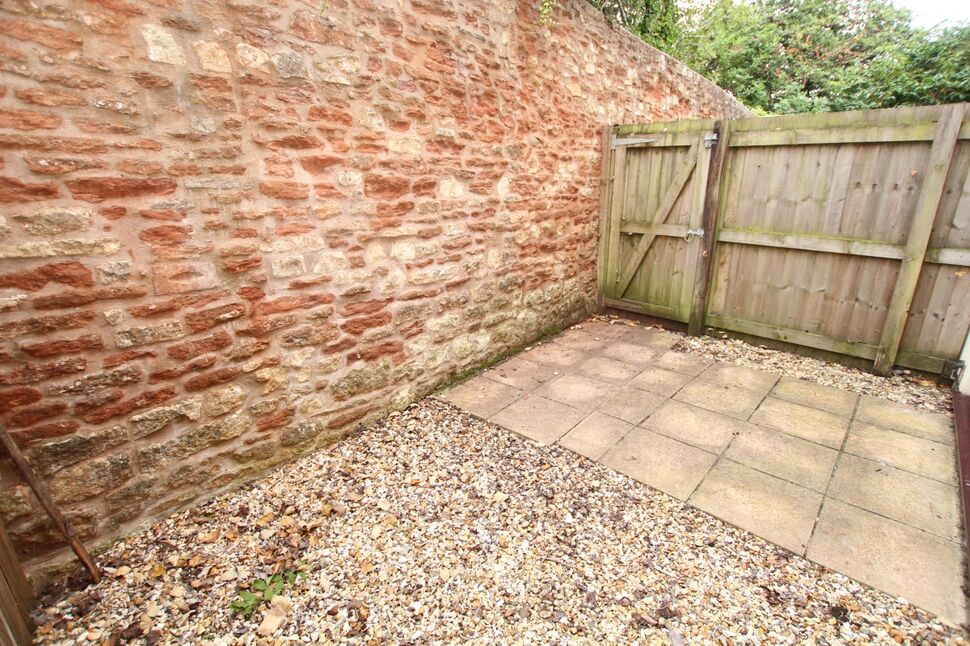 Enclosed Courtyard Garden