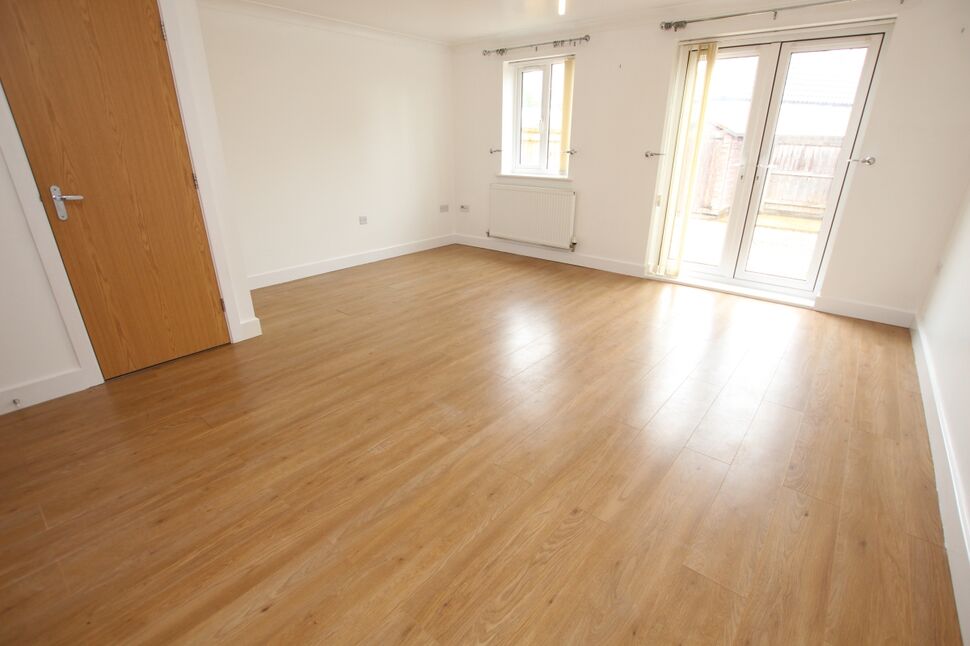 Lounge / Dining Room