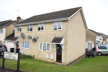 Somerset Way, 1 bedroom Flat to rent, &pound;850 pcm