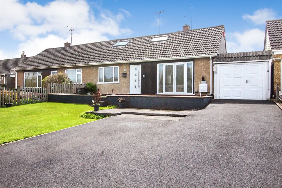 3 bedroom Semi Detached Bungalow for sale, Berkeley Avenue, Midsomer