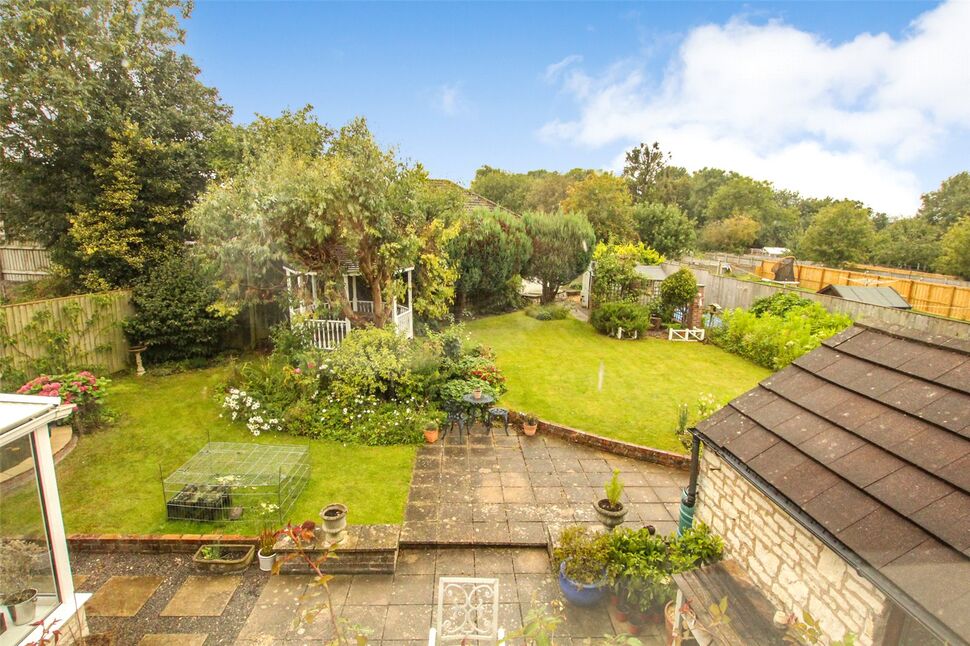 5 bedroom Detached House for sale, Lynton Road, Midsomer Norton, BA3