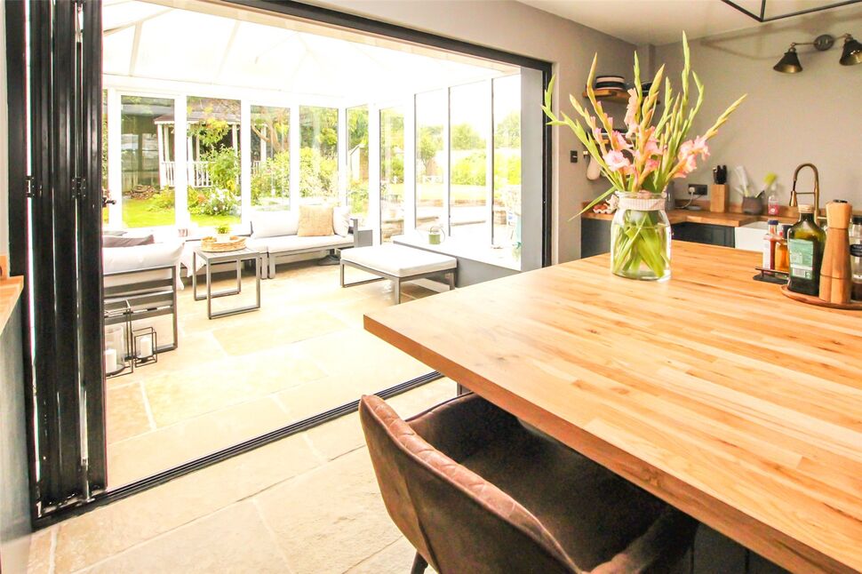 5 bedroom Detached House for sale, Lynton Road, Midsomer Norton, BA3