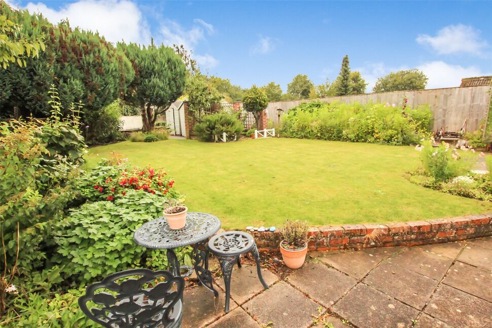 5 bedroom Detached House for sale, Lynton Road, Midsomer Norton, BA3