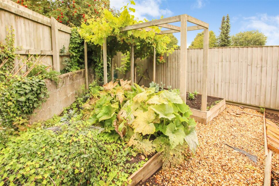 5 bedroom Detached House for sale, Lynton Road, Midsomer Norton, BA3