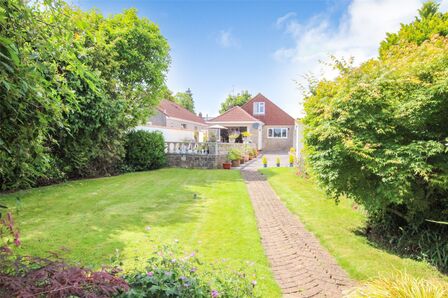 5 bedroom Detached Bungalow for sale