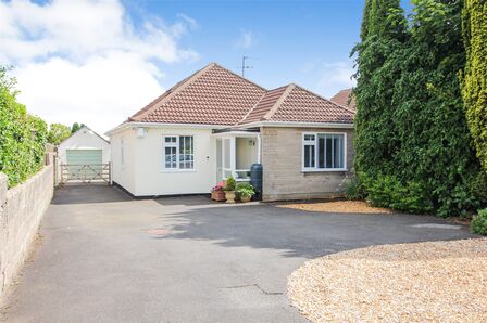 Wells Road, 5 bedroom Detached Bungalow for sale, £575,000